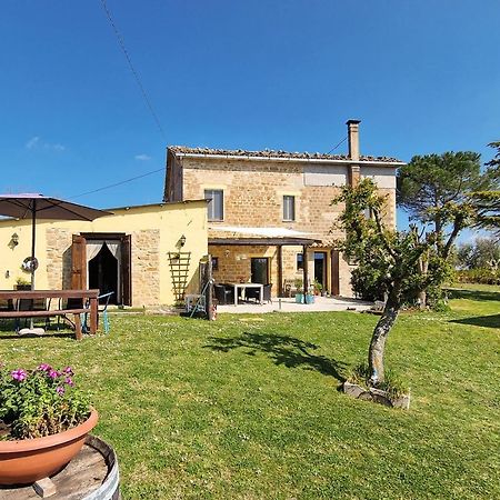 Villa Pilotti Country House Penna San Giovanni Exterior foto