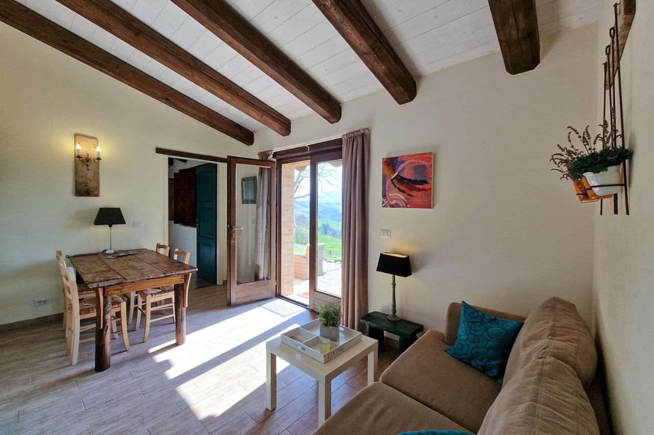 Villa Pilotti Country House Penna San Giovanni Exterior foto
